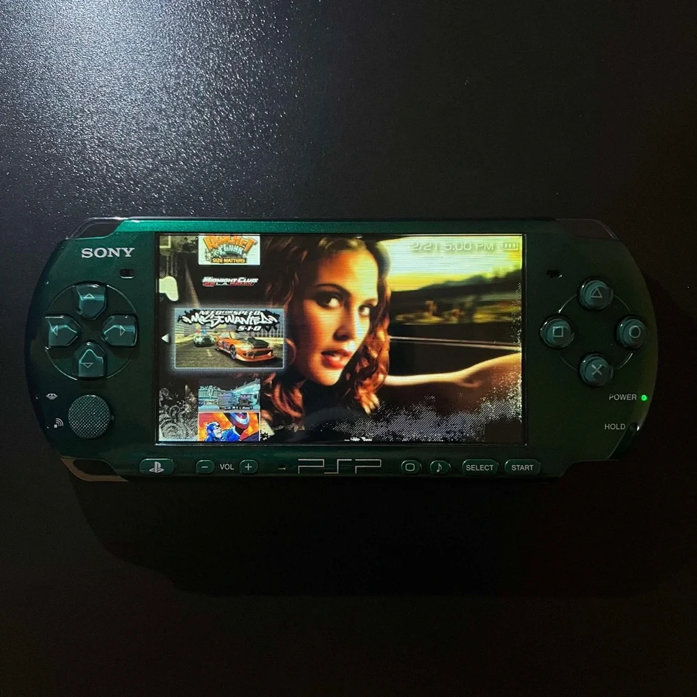 Sony Psp - Picture 8 of 10